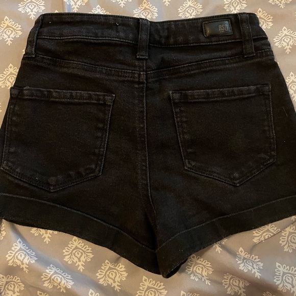 Tillys Jean shorts size 24 - Picture 3 of 7